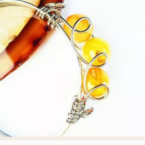 New Silver Wrapped Yellow Dragon Veins Agate Bracelet. - Picture 2 of 2